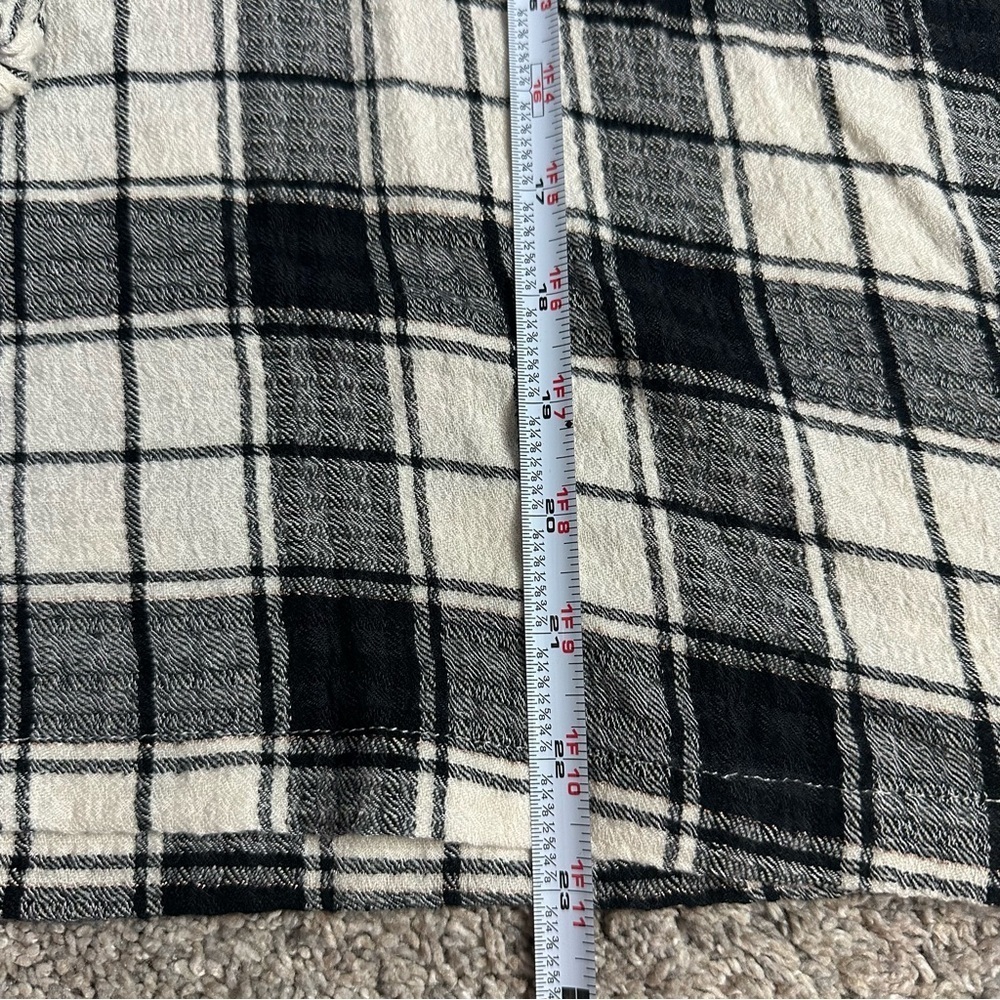 Marine Layer Jamie Gingham Ruffle Top XS black & white plaid gingham long sleeve - Picture 13 of 15
